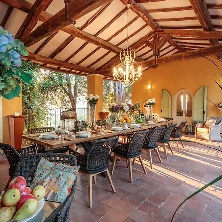 10 Bedrooms In Lucca With Pool * Montecarlo