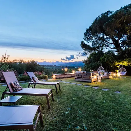 10 Bedrooms In Lucca With Pool * Montecarlo