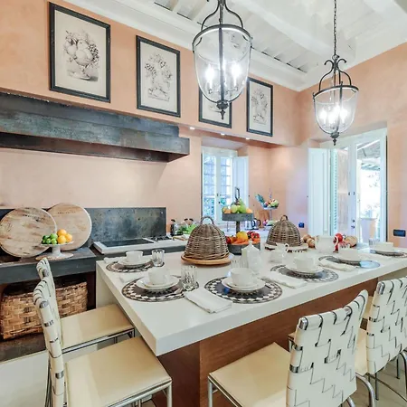 10 Bedrooms In Lucca With Pool * Montecarlo