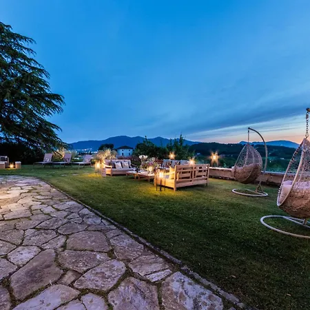 10 Bedrooms In Lucca With Pool