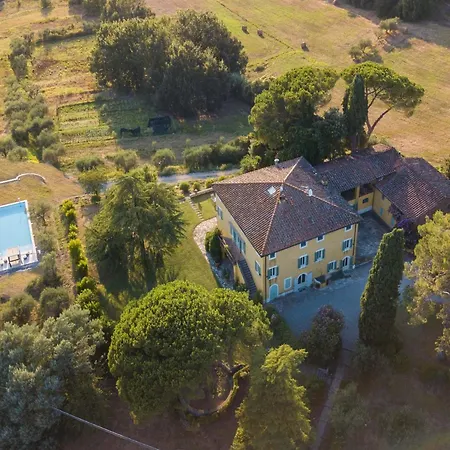 10 Bedrooms In Lucca With Pool * Montecarlo