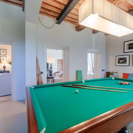 Villa 10 Bedrooms In Lucca With Pool Montecarlo