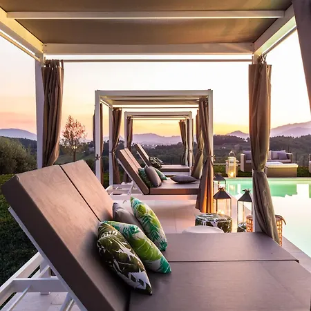 10 Bedrooms In Lucca With Pool